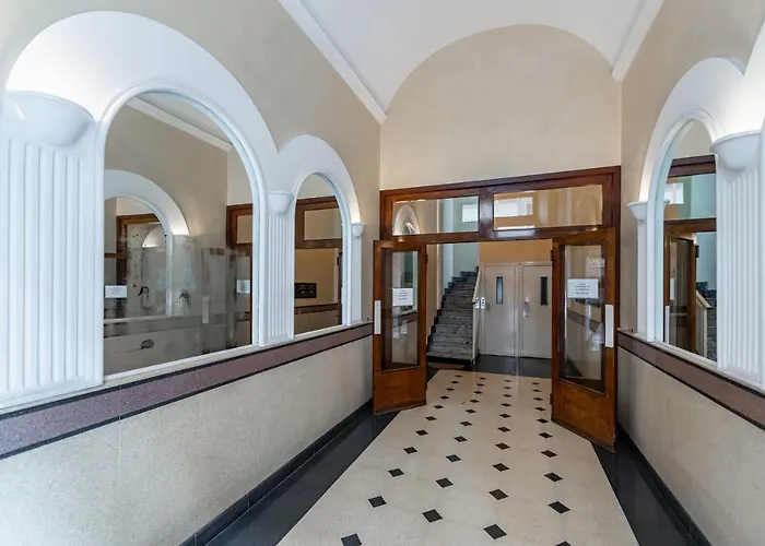 Guesthost - Station Terrace Near The Sea Lägenhet