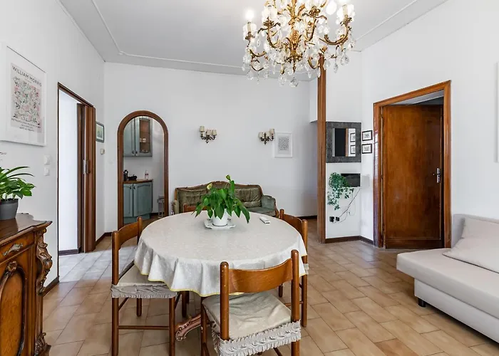 Guesthost - Station Terrace Near The Sea Apartament Pescara