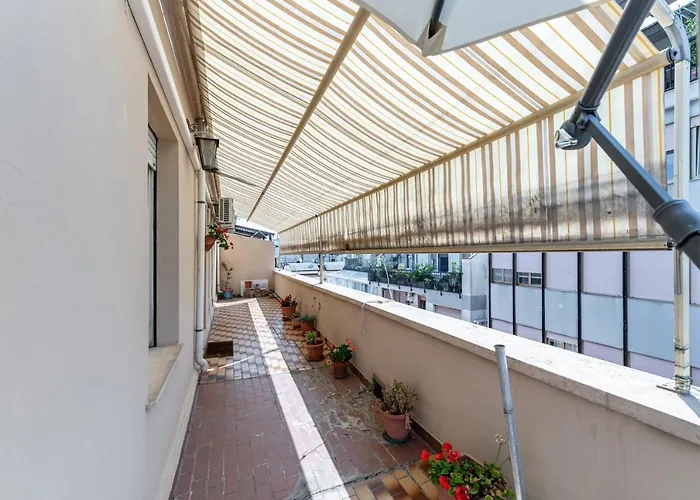 Guesthost - Station Terrace Near The Sea *