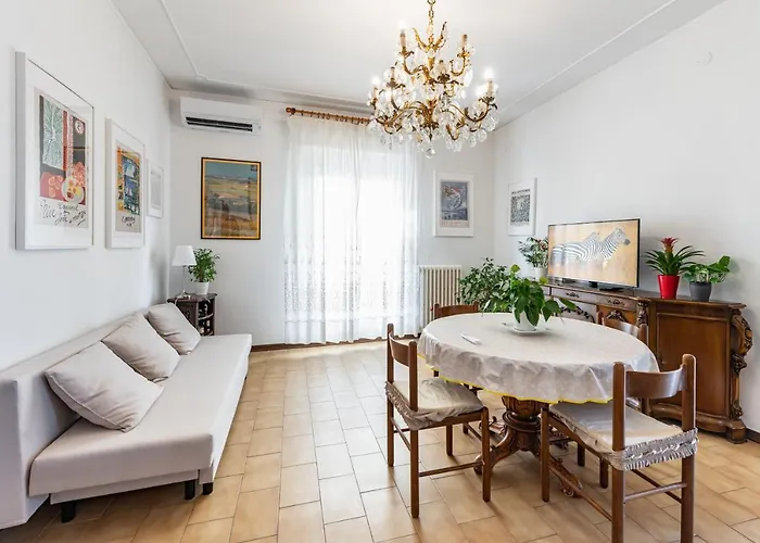 Guesthost - Station Terrace Near The Sea Lägenhet